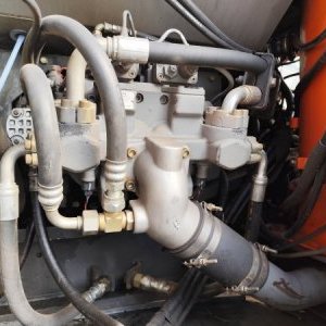 foto 26t koparka bez lyzki Hitachi ZX250