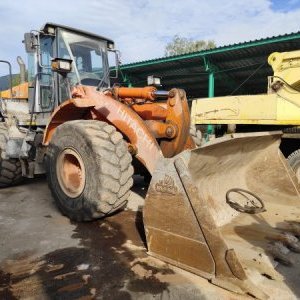 foto 18.3t ladowarka 3m3 hardox Hitachi ZW220