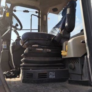 foto 18.3t ladowarka 3m3 hardox Hitachi ZW220