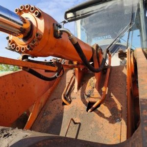 foto 18.3t ladowarka 3m3 hardox Hitachi ZW220