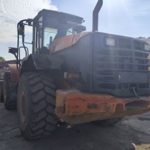 foto 18.3t ladowarka 3m3 hardox Hitachi ZW220