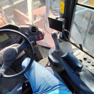 foto 18.3t ladowarka 3m3 hardox Hitachi ZW220