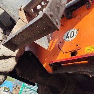 foto 18.3t ladowarka 3m3 hardox Hitachi ZW220