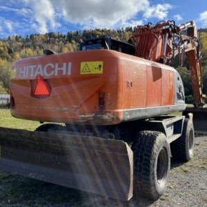 foto 22t Hitachi ZX 210W-3 koparka kolowa